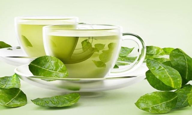 Uống trà xanh cải thiện sức khỏe