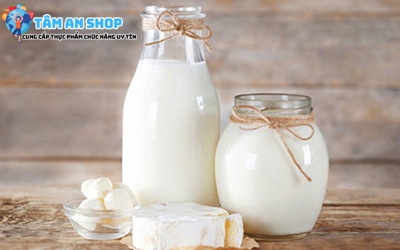 Sữa cung cấp protein dồi dào
